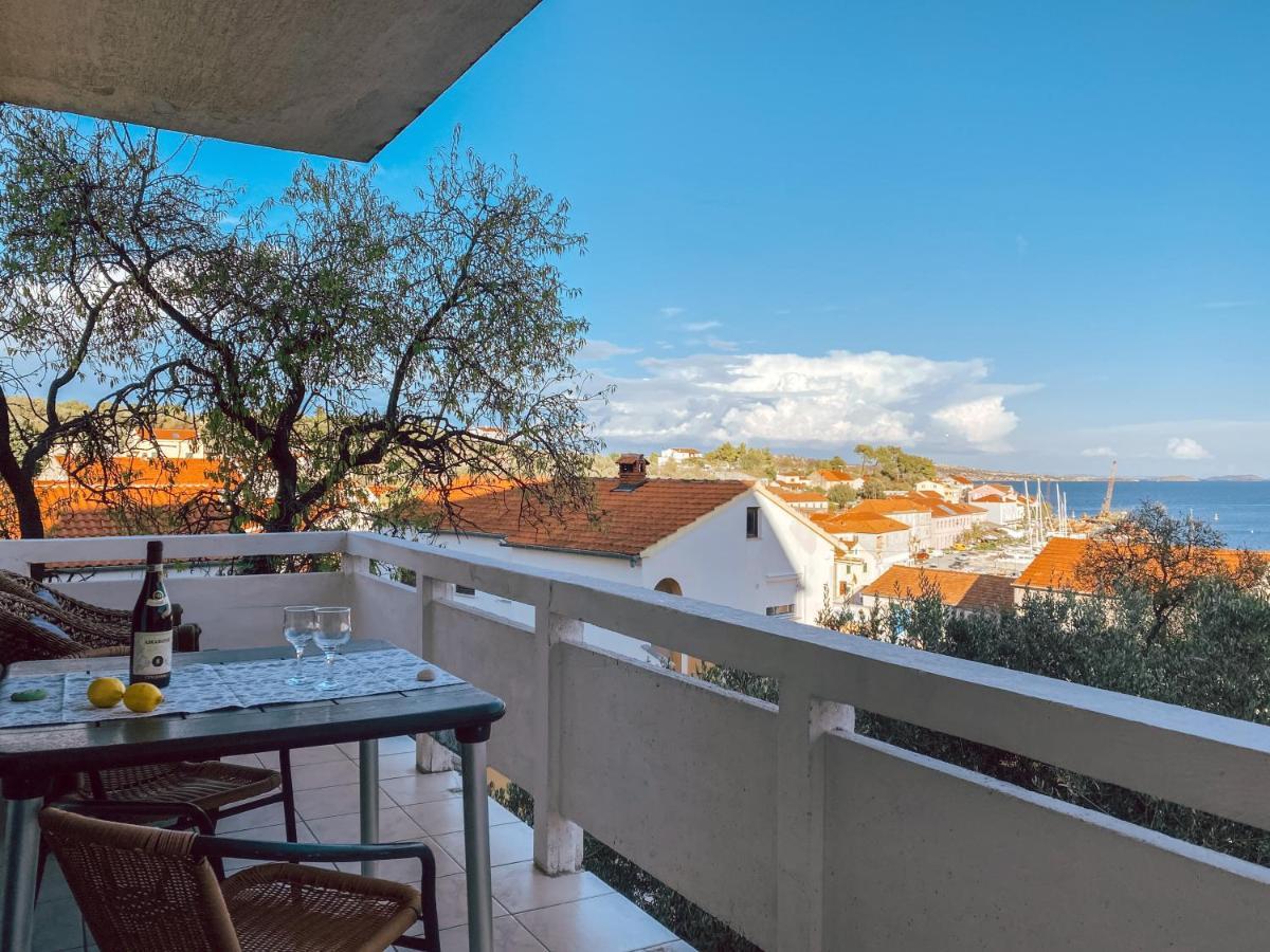 Sali Modern Seaview Apartment Bagian luar foto