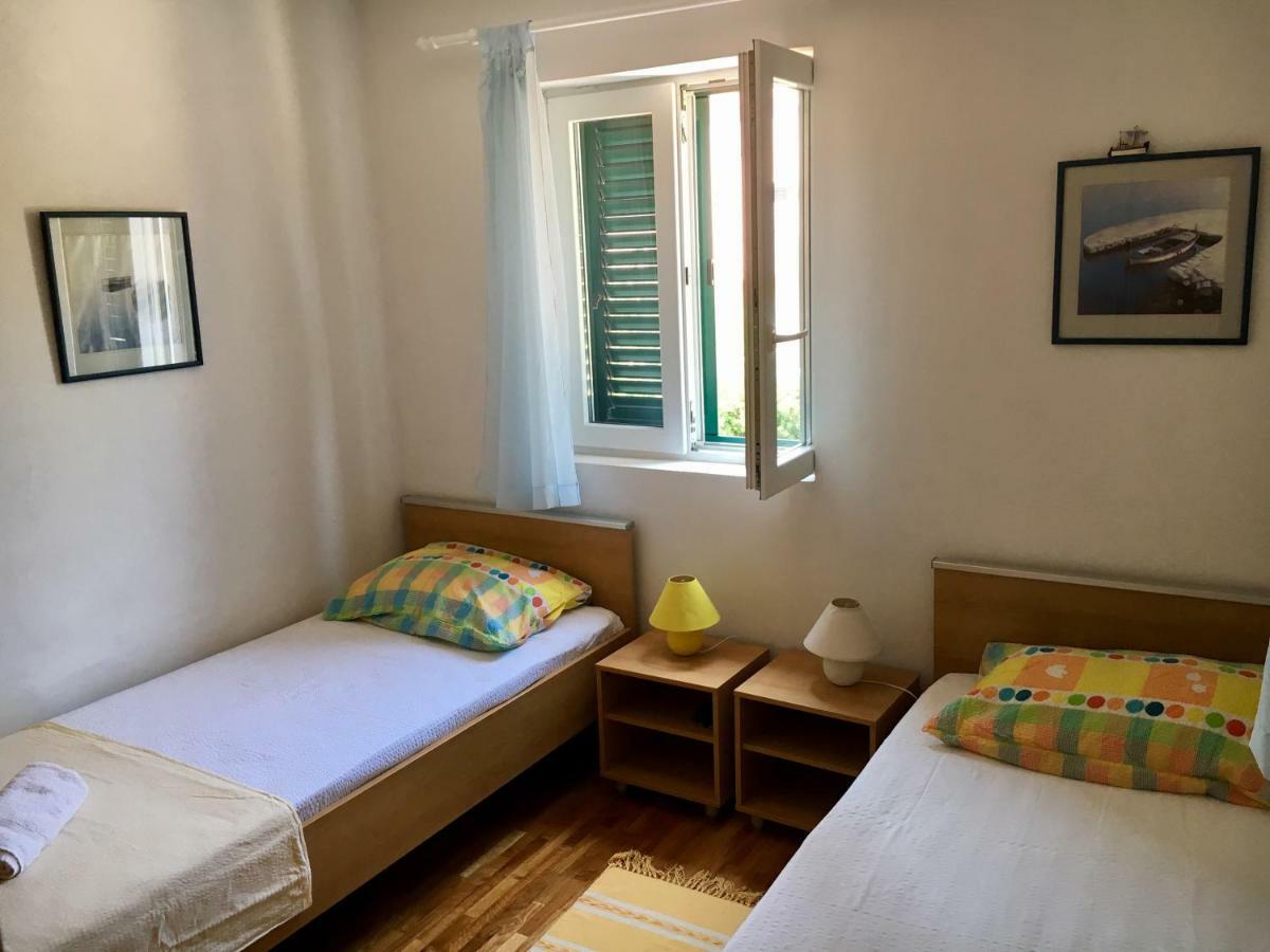 Sali Modern Seaview Apartment Bagian luar foto