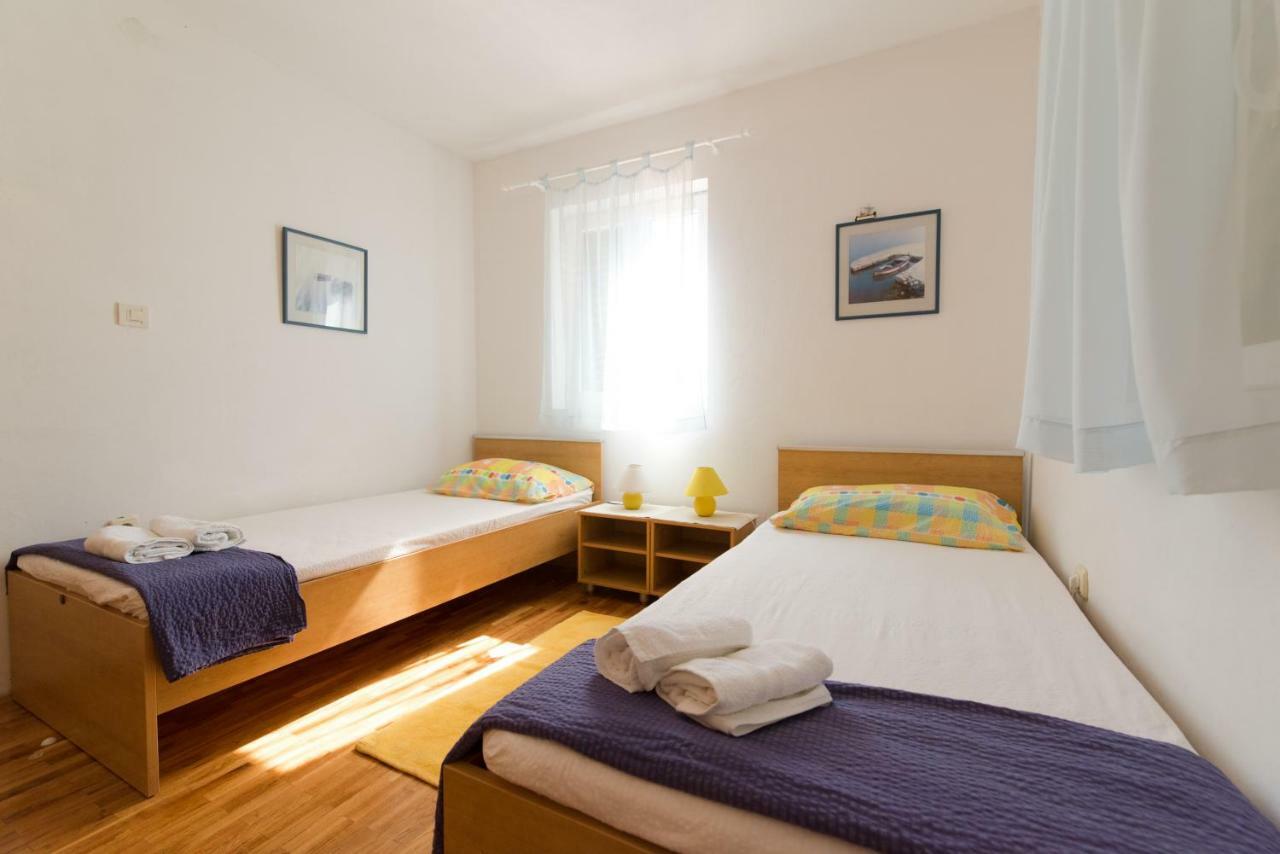 Sali Modern Seaview Apartment Bagian luar foto