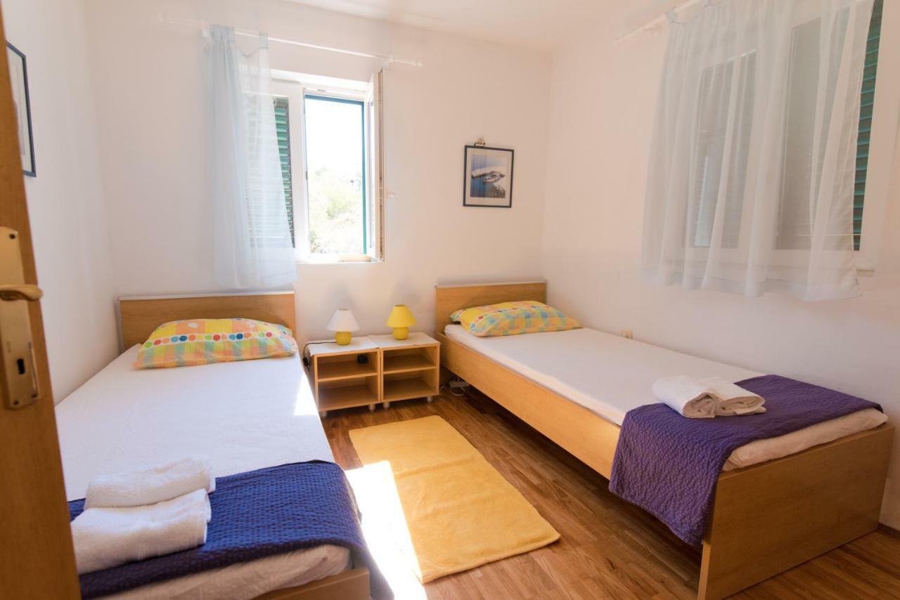 Sali Modern Seaview Apartment Bagian luar foto