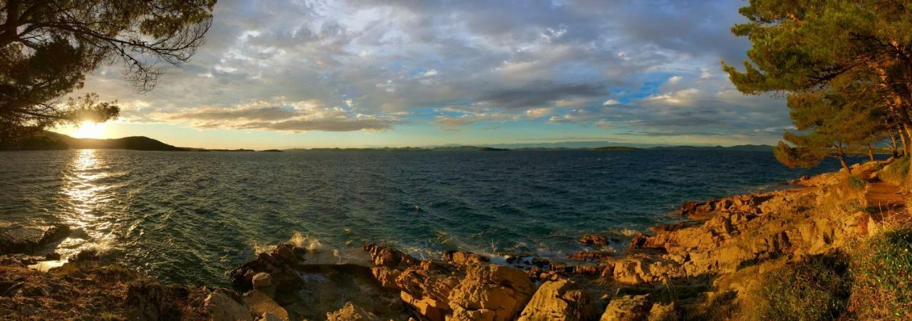 Sali Modern Seaview Apartment Bagian luar foto